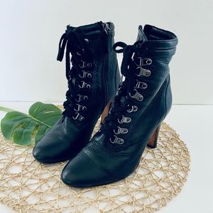 Halogen black leather lace up heeled boots Vero Cupio Made in Italy size 5